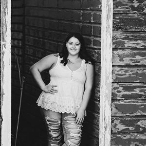 Meet your Posher, Alexis